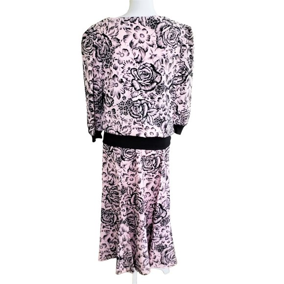 vintage 80s Pink And Black Floral Two Piece baggy Shirt / Skirt Set - Picture 6 of 11